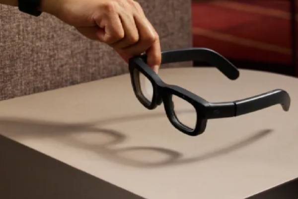 meta-introduces-orion-its-new-augmented-reality-glasses